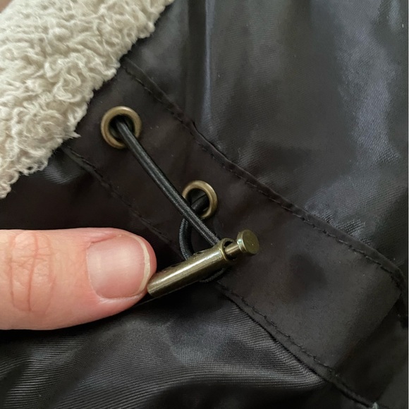 Lauren Ralph Lauren Downfilled winter Coat Large - Picture 9 of 15